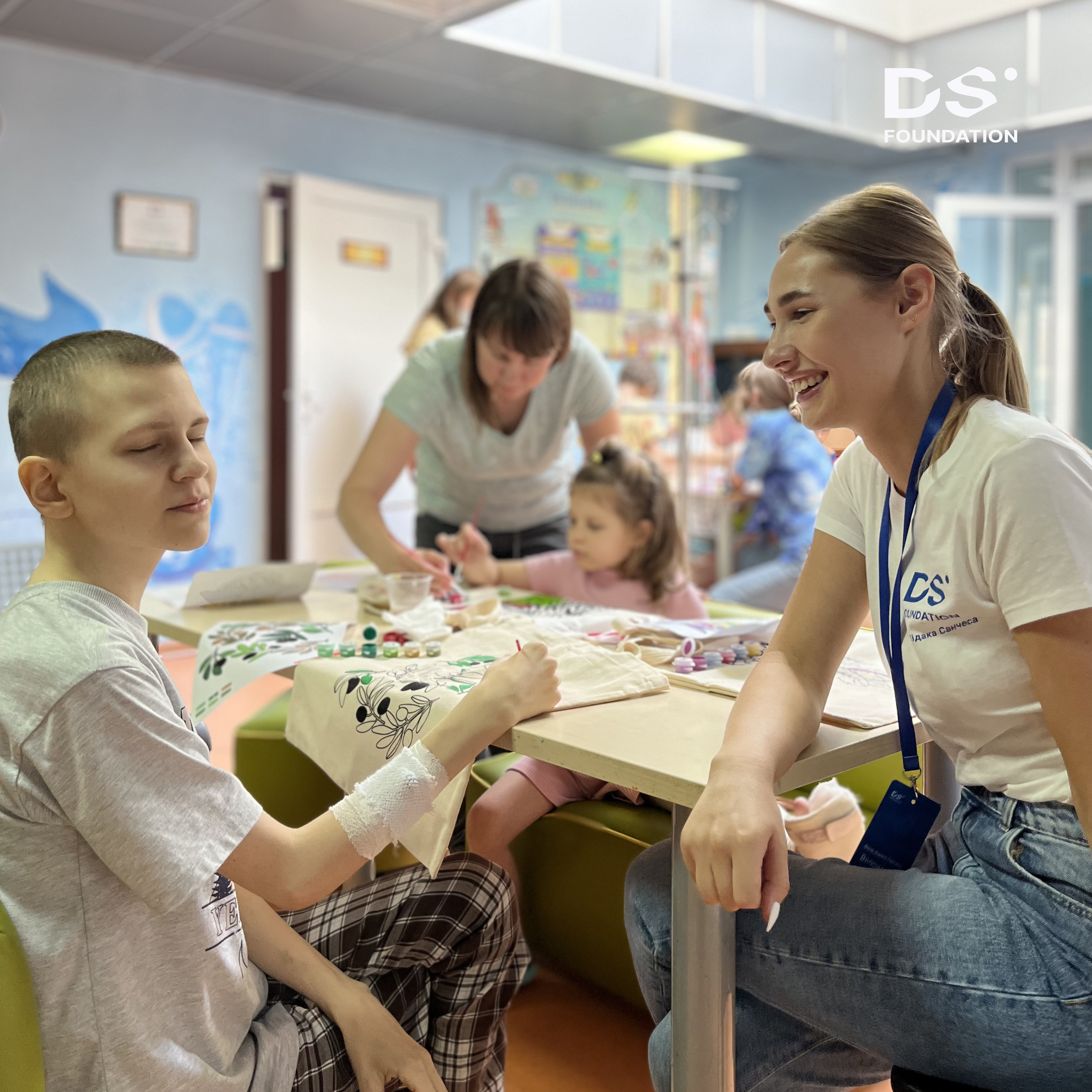 Niños y familias de la fundación Dídac Sánchez